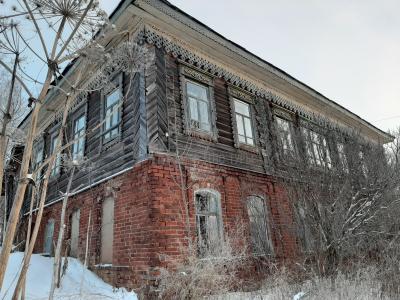 Волостное правление с.Н.Мултан, Революционная 6а ( Удмуртская Республика  )